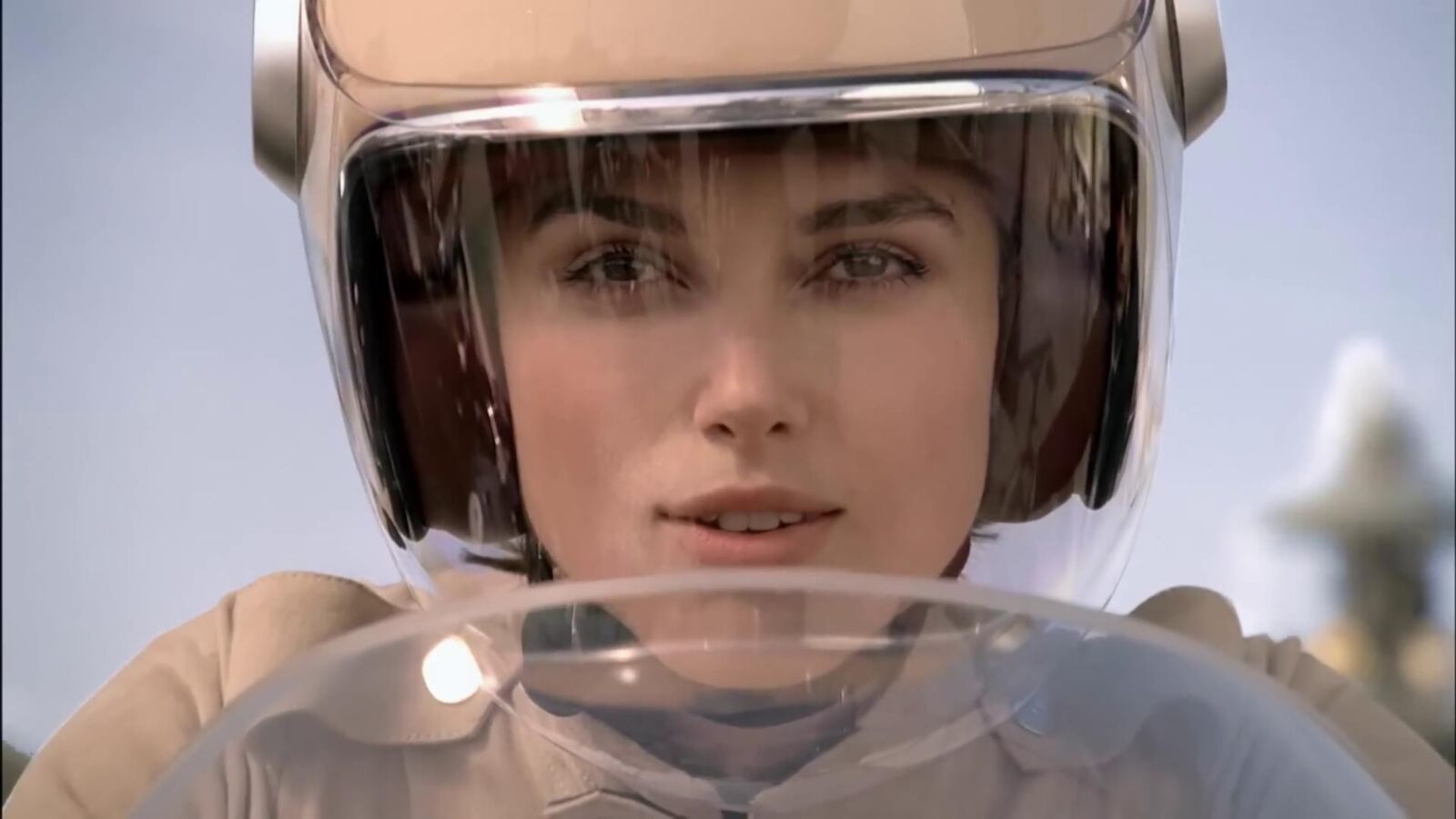 Keira Knightley Hot Teasing Outfit