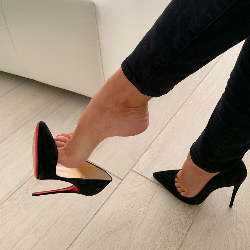 Girls in High Heels 