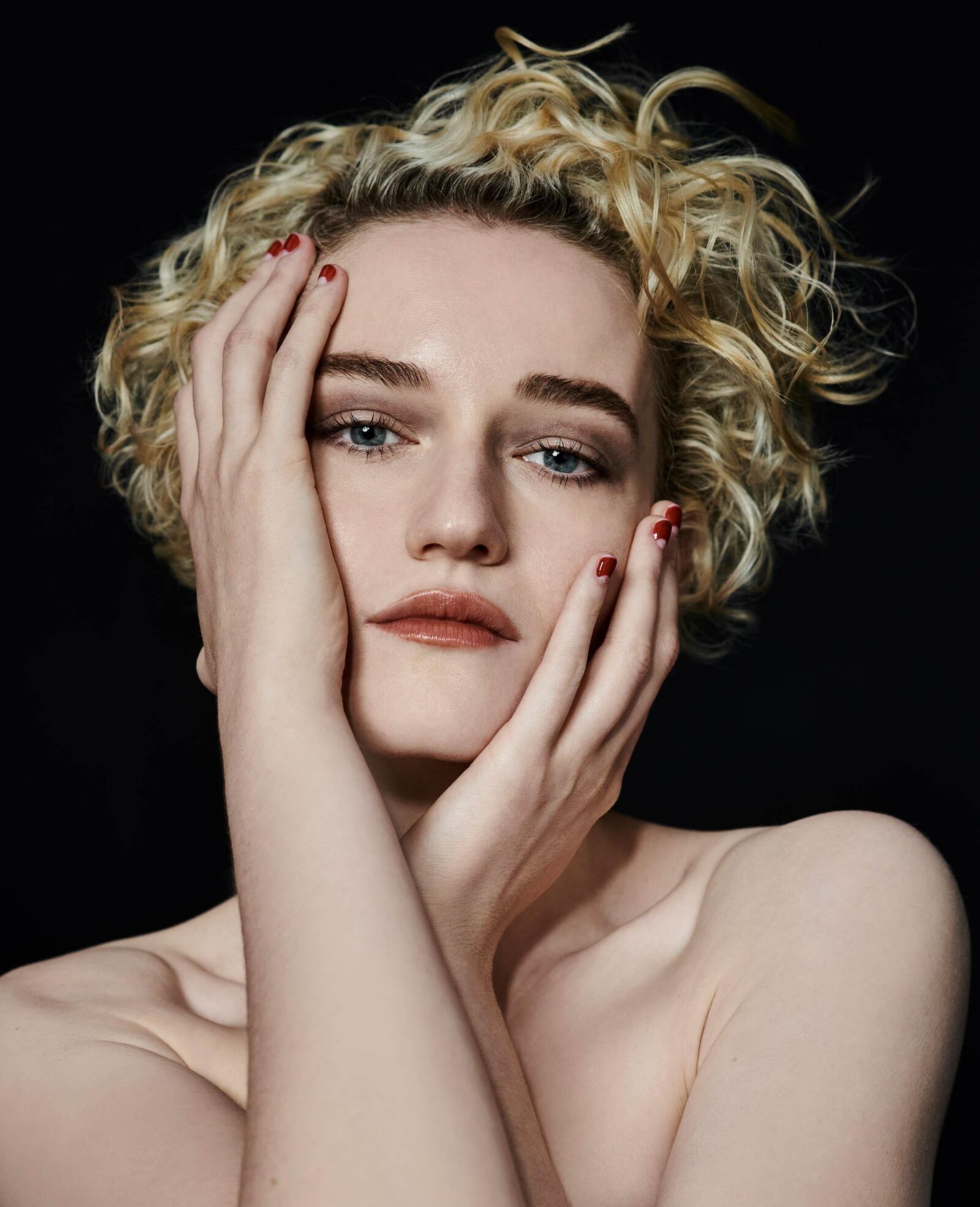 Julia Garner