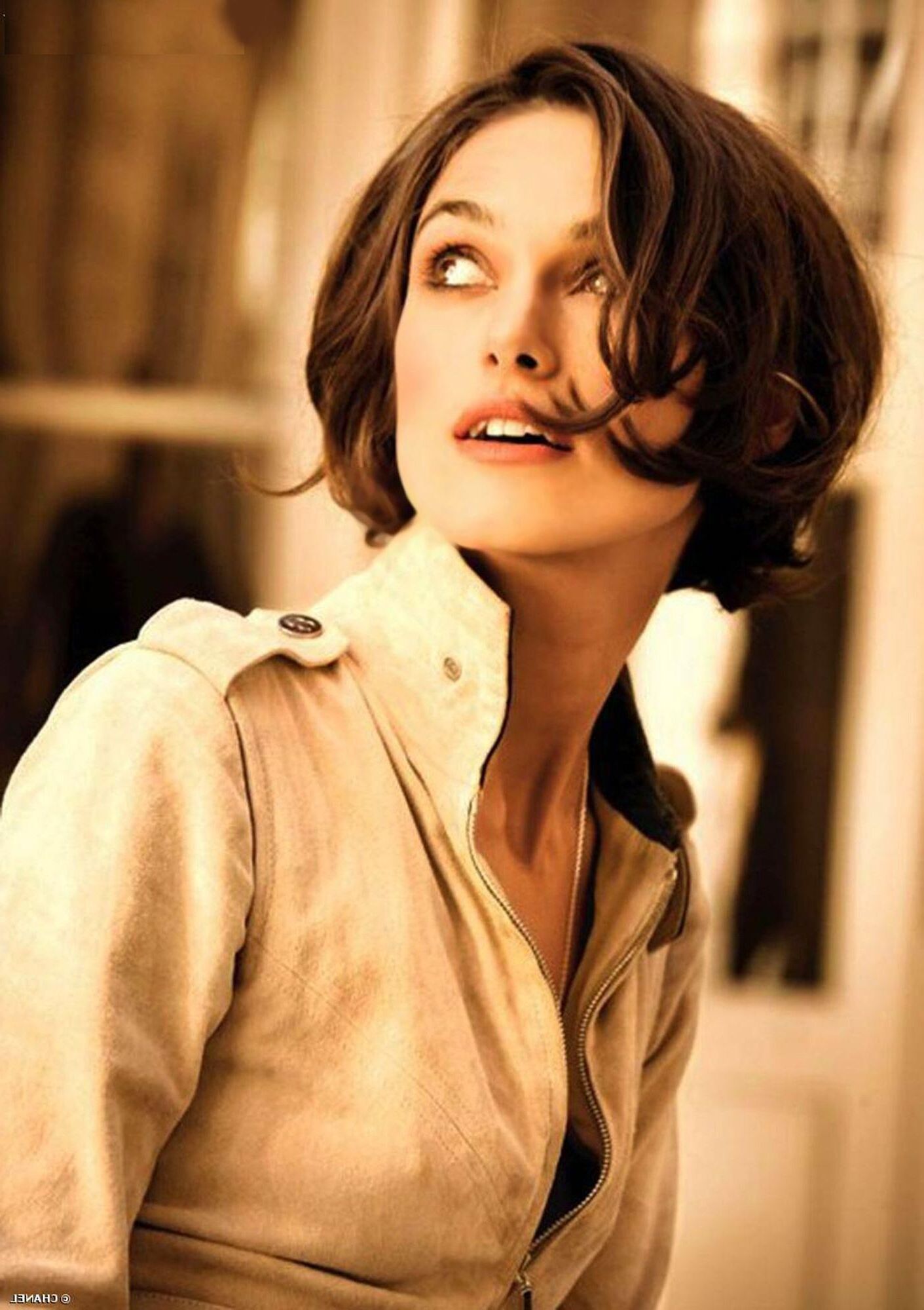 Keira Knightley Hot Teasing Outfit