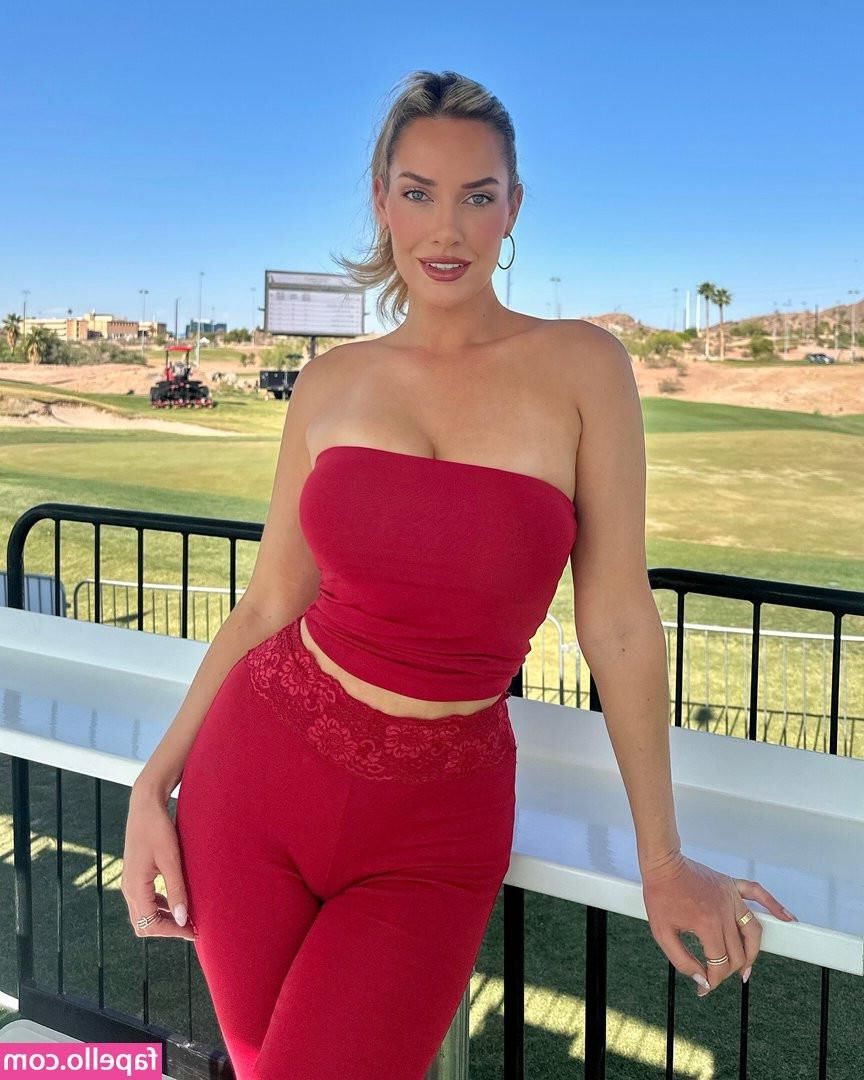 Golf Girl Paige .