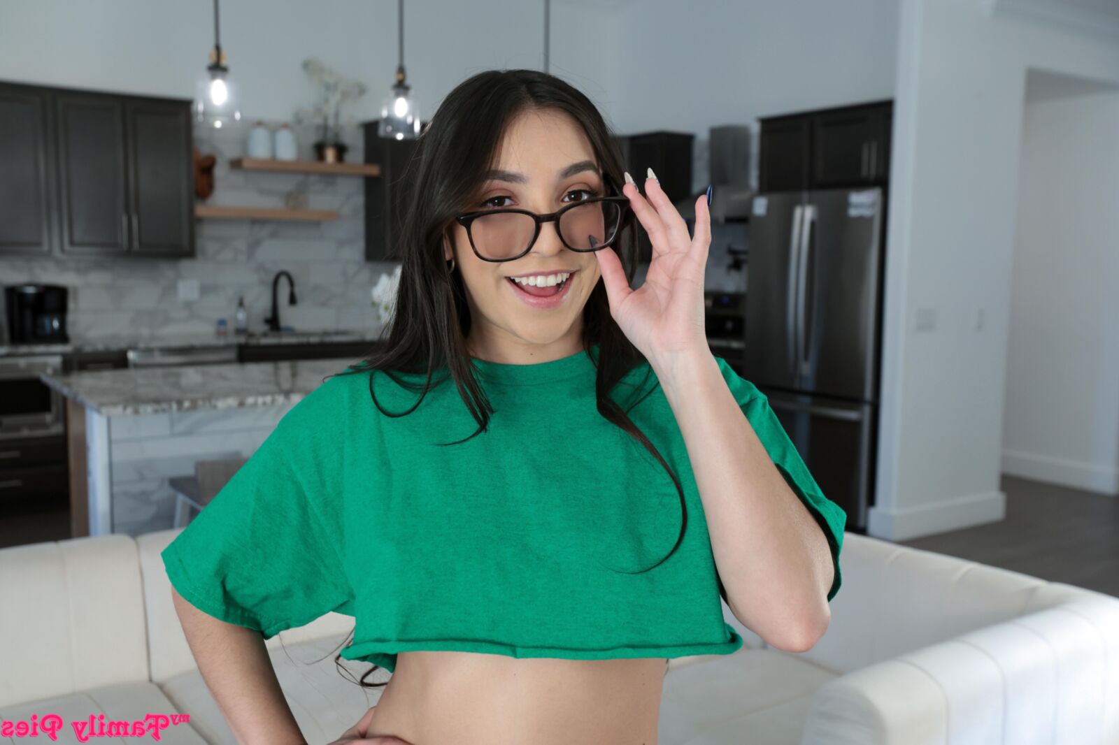 Madison Wilde yo Teaching My Stepdaughter About Sex