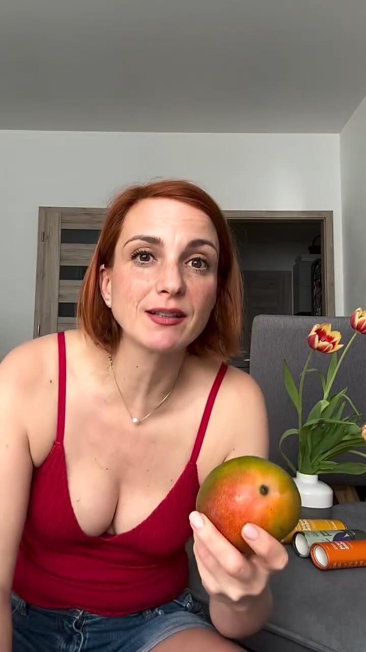 Michaela Maurerova ( )