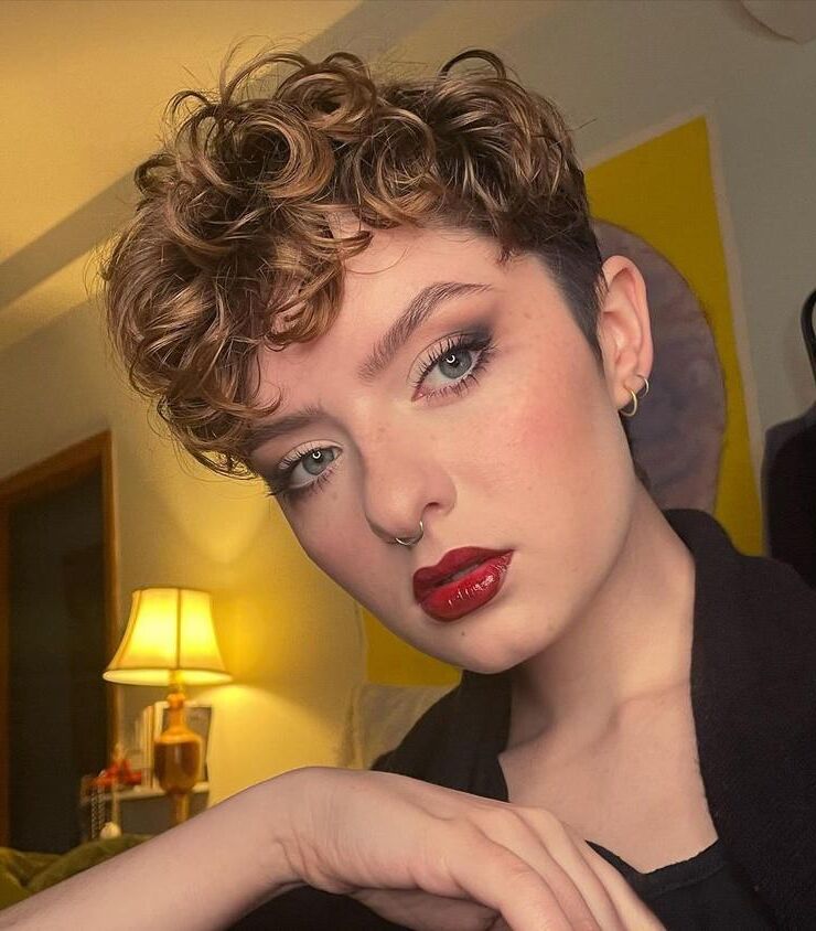 Lachlan Watson "non binary"