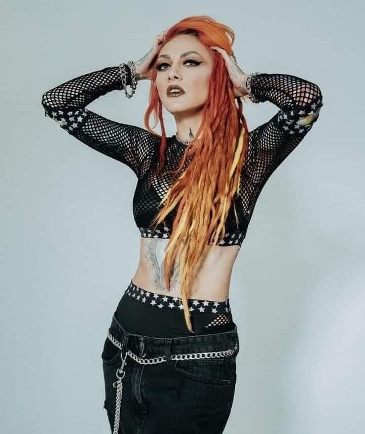 Lena Scissorhands