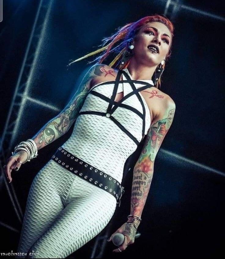 Lena Scissorhands