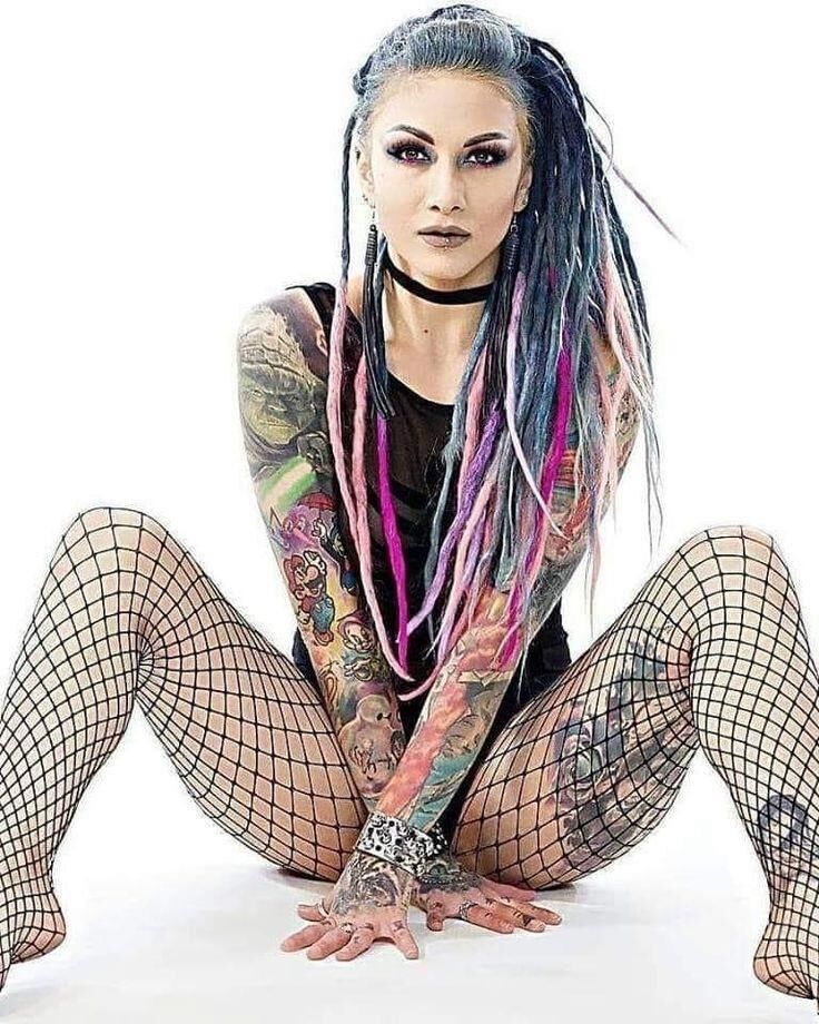 Lena Scissorhands