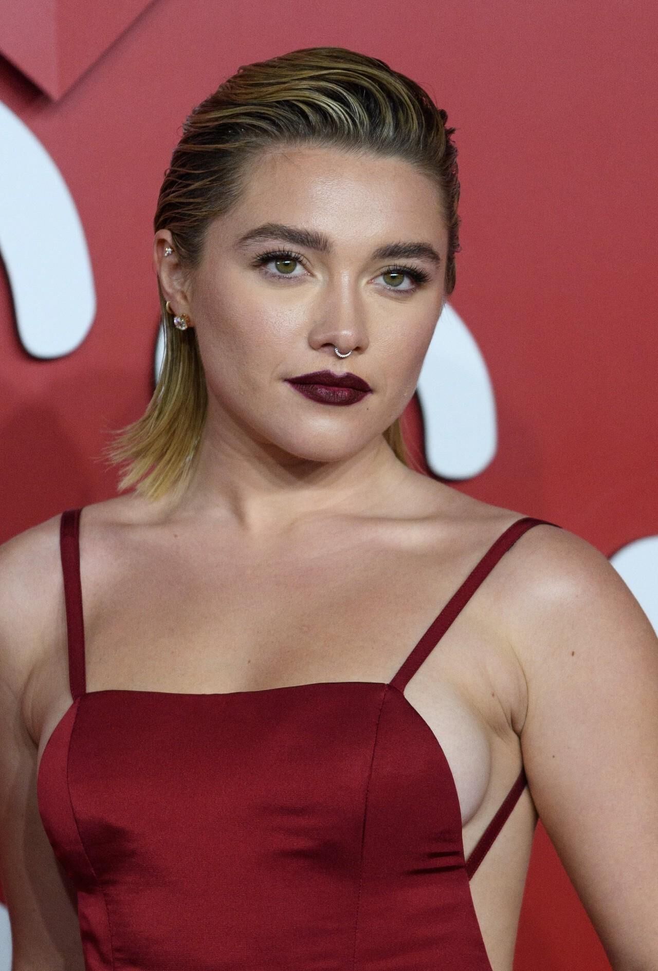 Florence Pugh Master guilty pleasure 