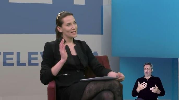 Nackt kroatischer Darsteller und Professor Josipa Bubas