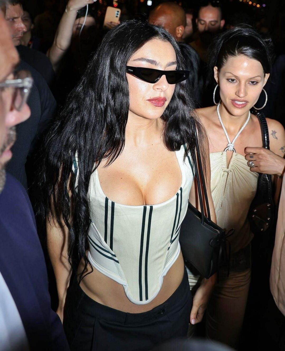 Celebrity Cleavage 