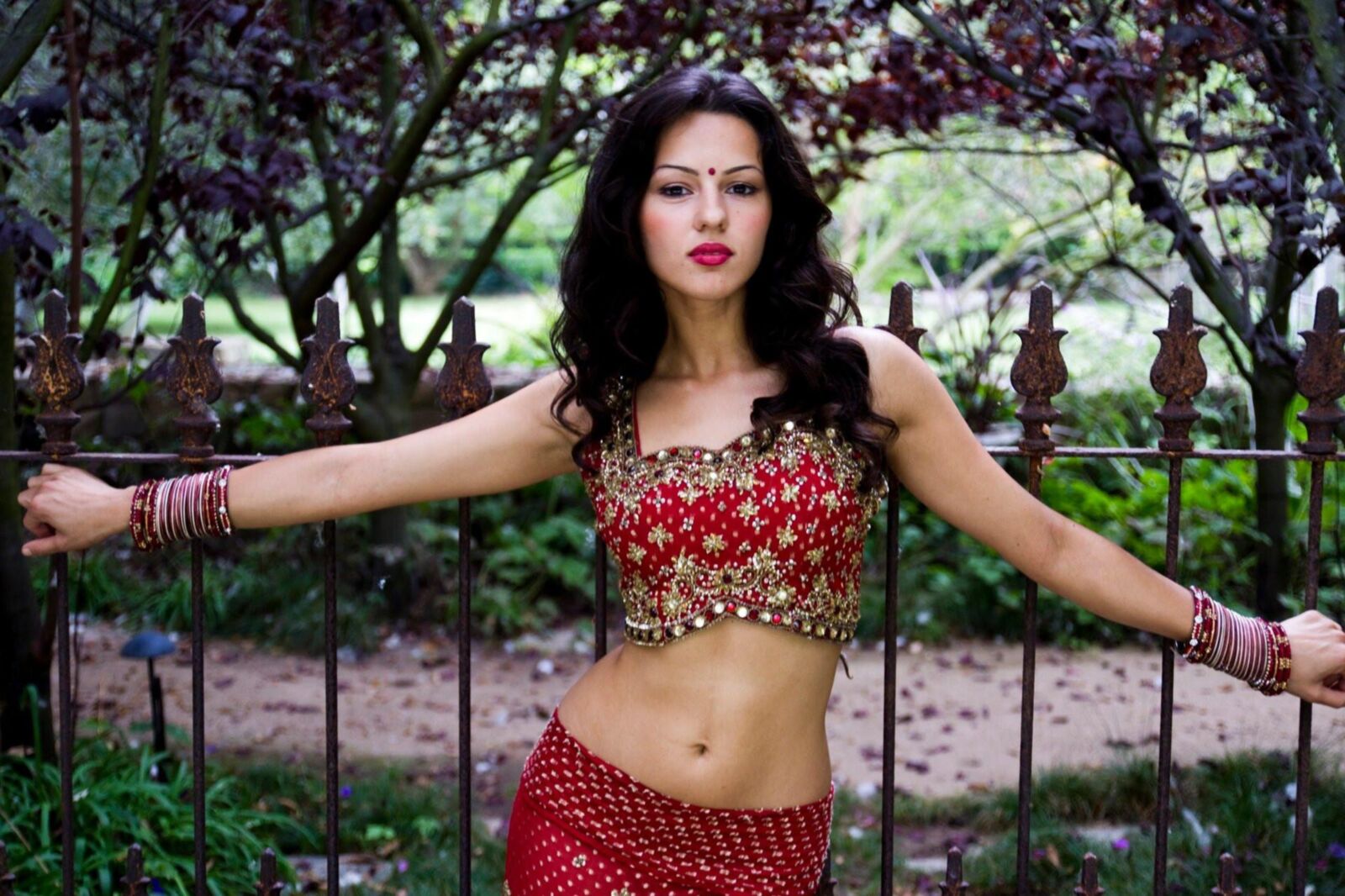 Annet Mahendru