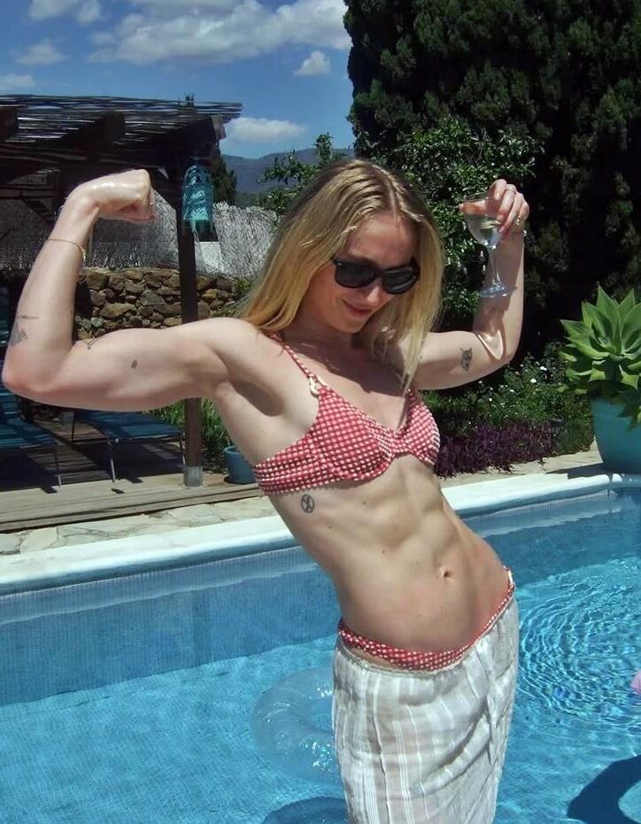Celebrity Armpits 