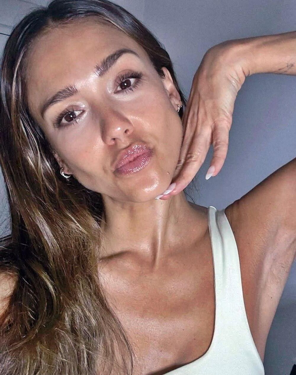 Celebrity Armpits 