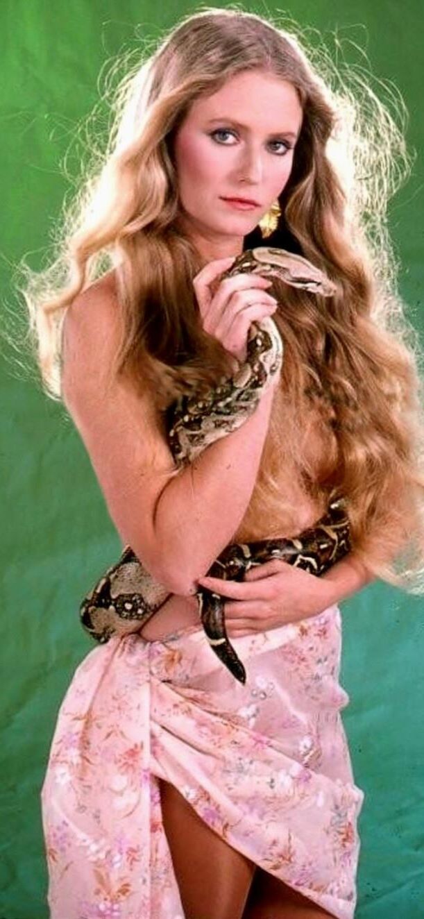 Eve Plumb Photo #