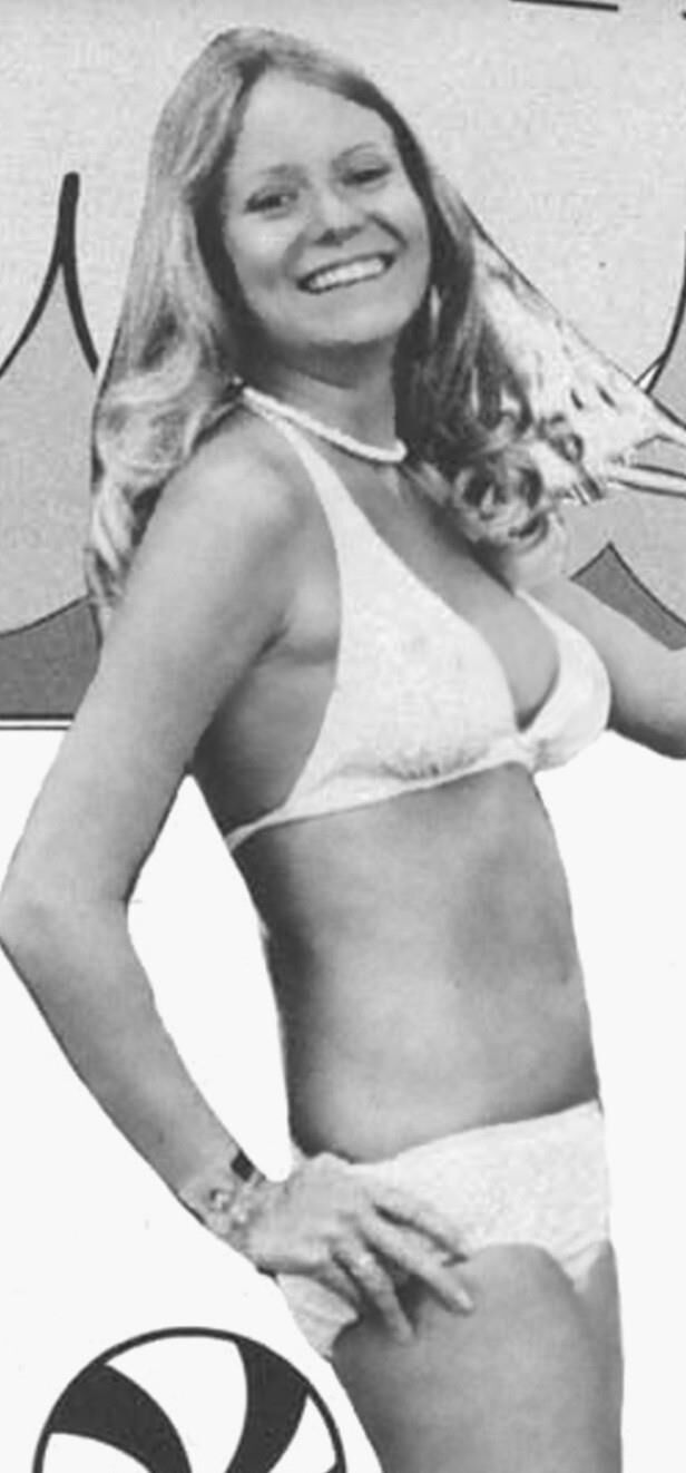 Eve Plumb Photo #