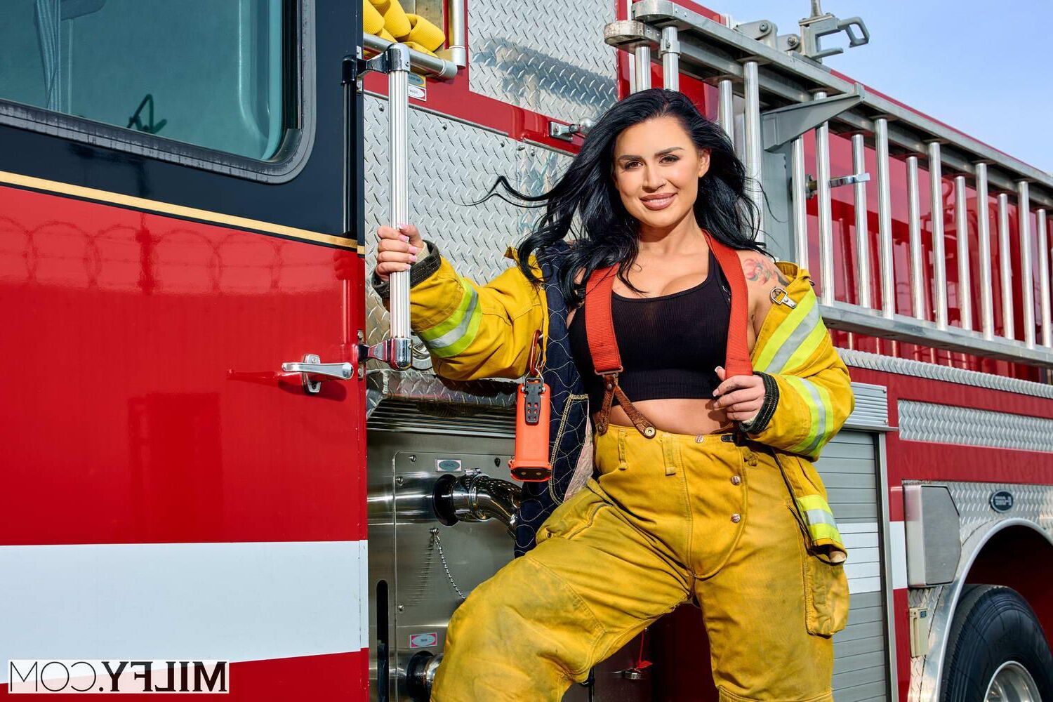 Eva Angelina Yes Chief