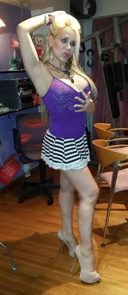 Alejandra Pradon