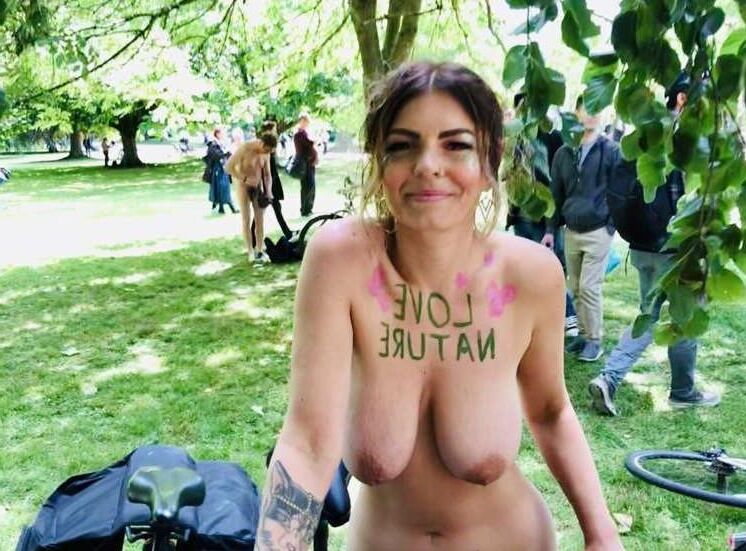 Big saggy udders 