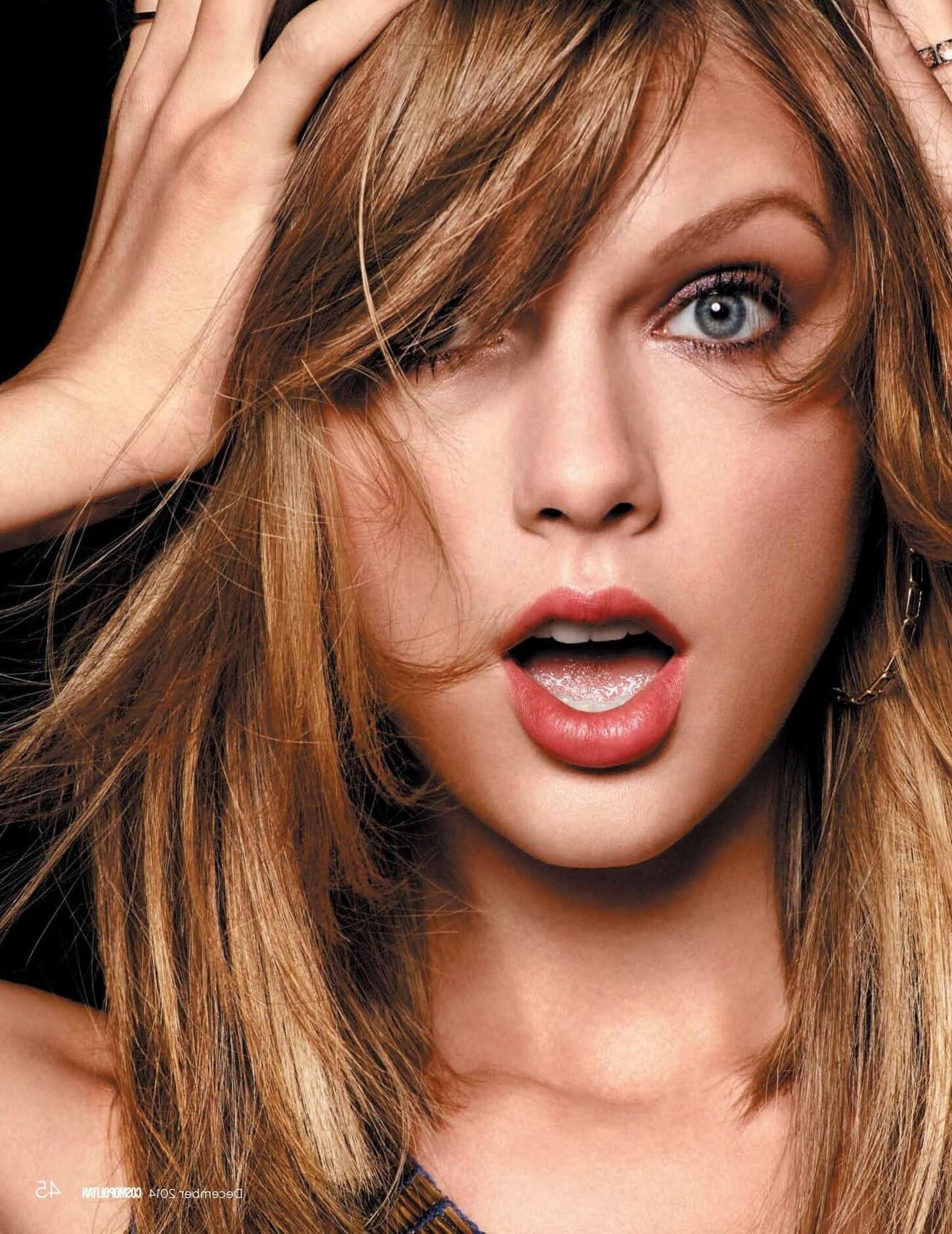 Hot Celebs Teasing Us In A Very Good Way 