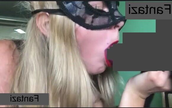 5月のための私のお気に入りの非常にいたずらな女性のもう1つ