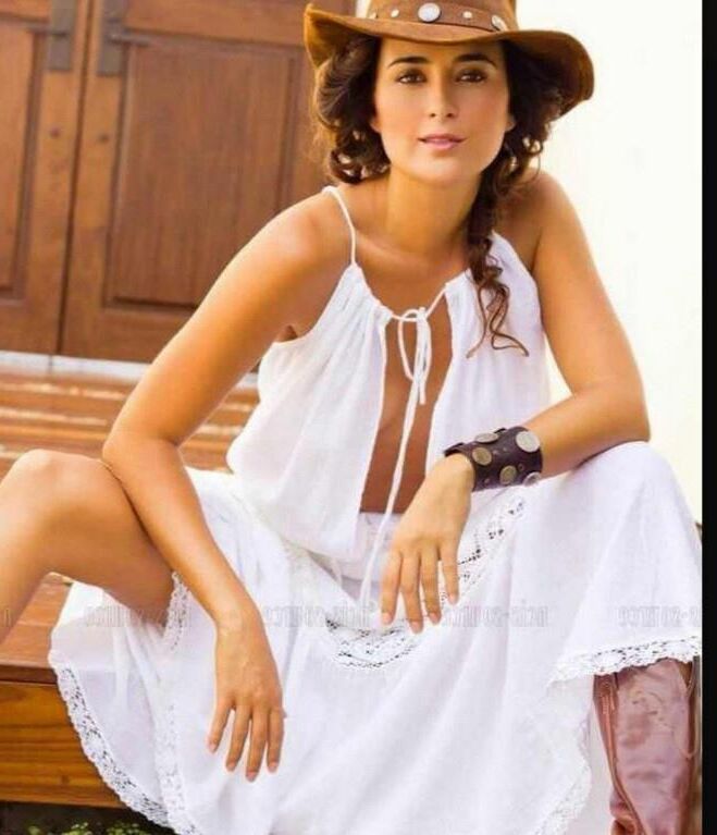 Cote de Pablo Photo #