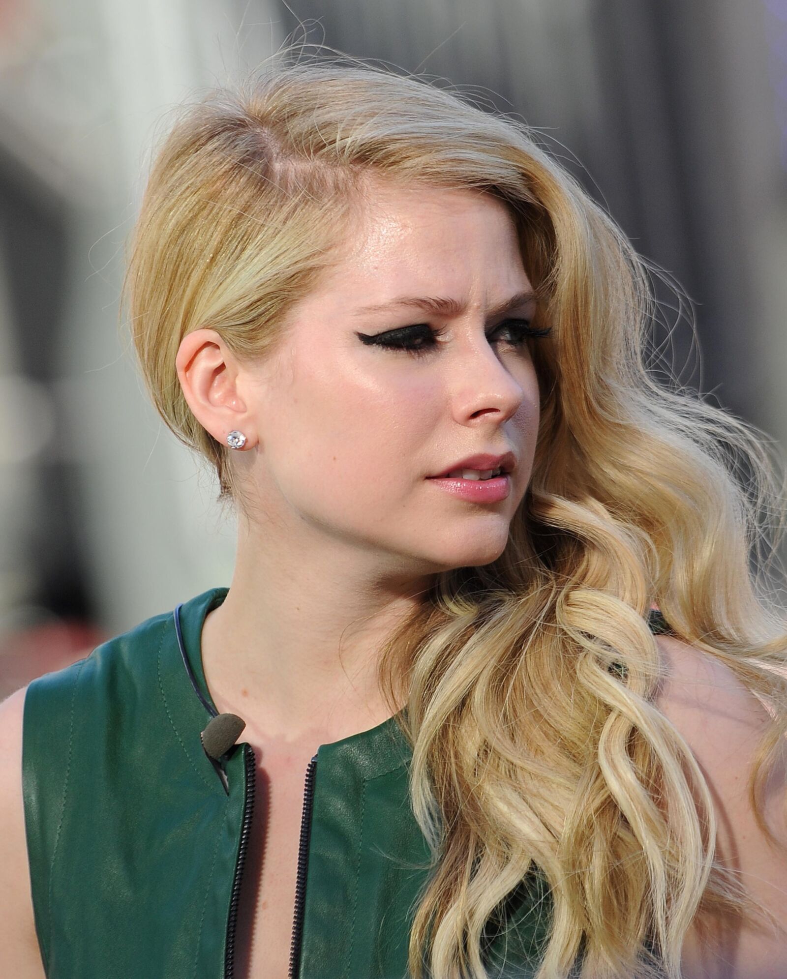 AVRIL
