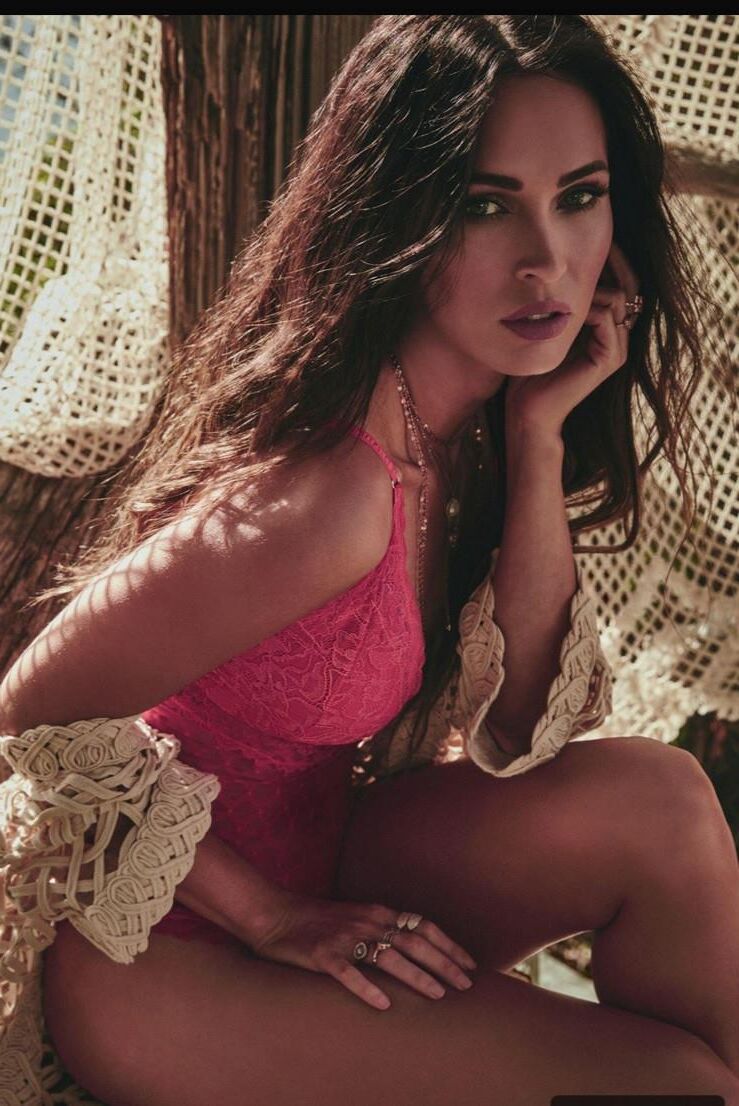 Megan Fox Photo #