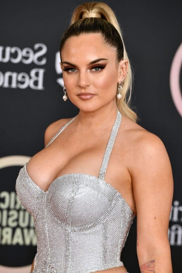Jojo Levesque (singer)