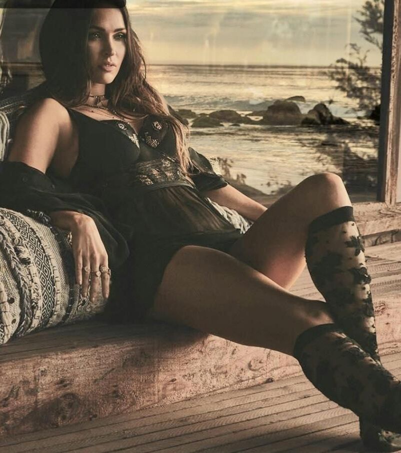 Megan Fox Photo #