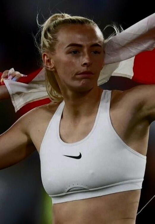 Chloe Kelly Photo #