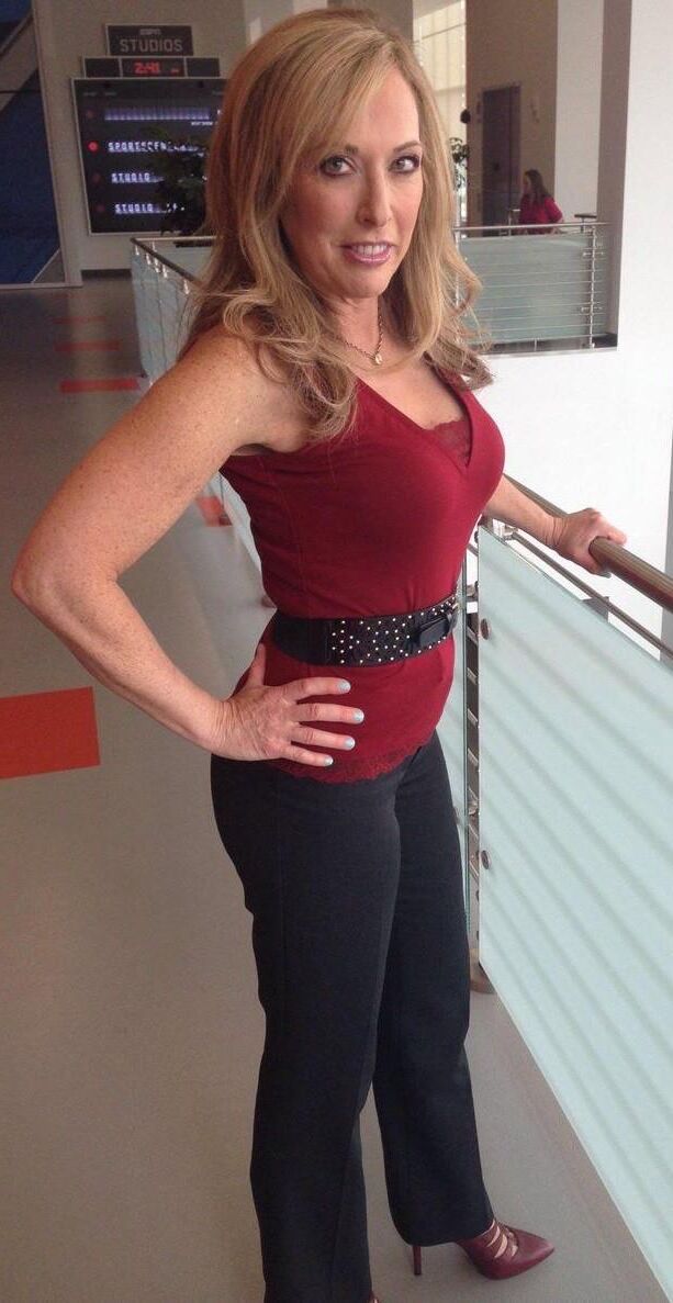 Linda Cohn