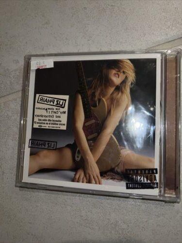 Nude US rock singer songwriter and musician Liz Phair
