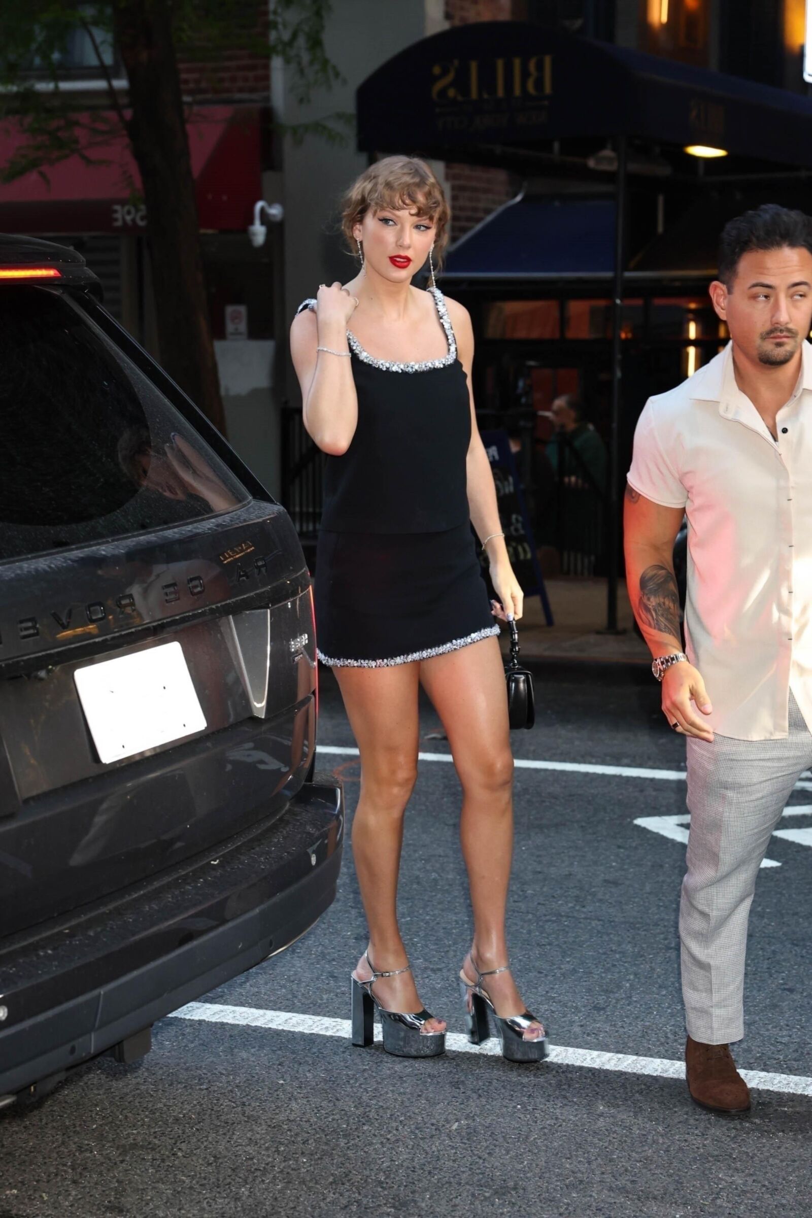Taylor Swift und Selena Gomez zum Abendessen in New York City