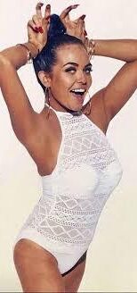 Scarlett moffatt ( TV personality)