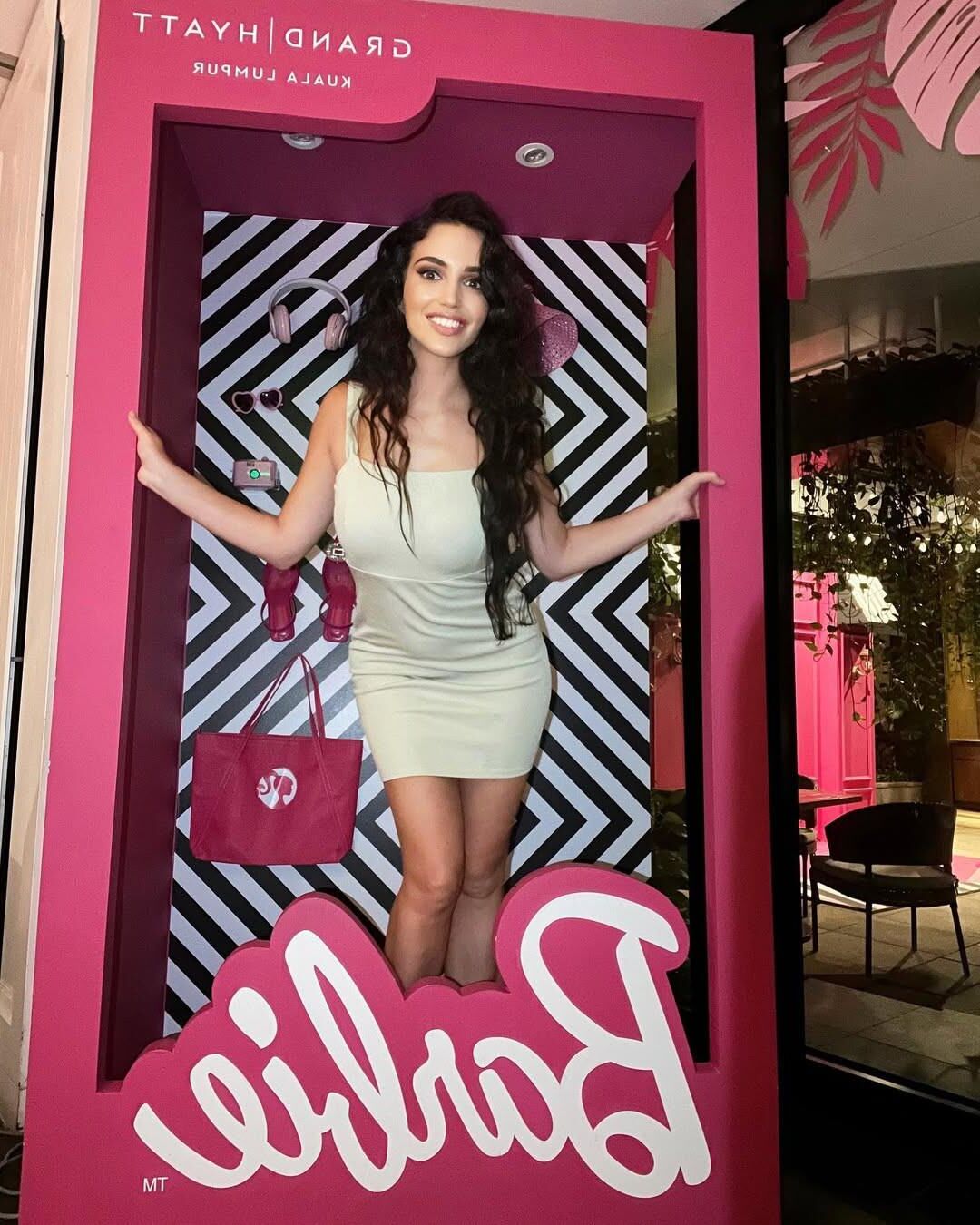 Priscillaliaud Perfect Sexy FrenchBabeBrune