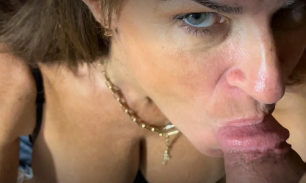 MILF Mary Screen Shots 