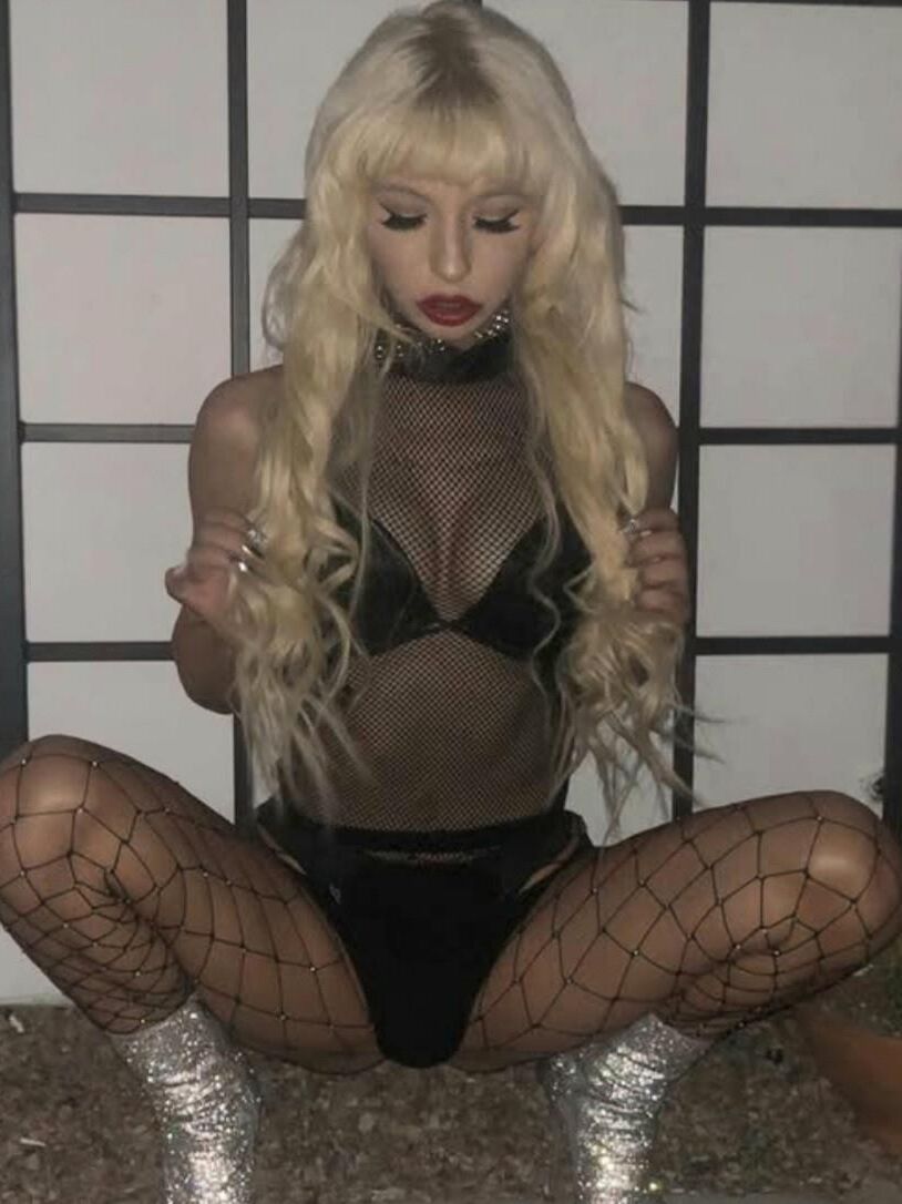 Kenzie Reeves Photo #
