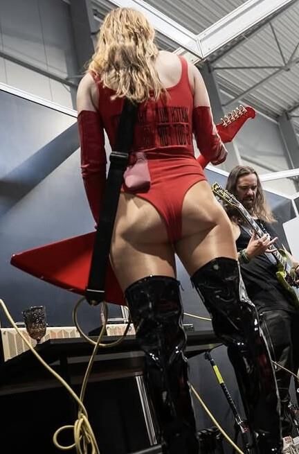 Lizzy Hale