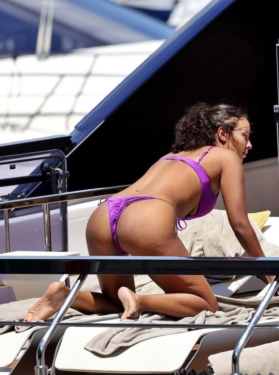 Celebrity Feet 