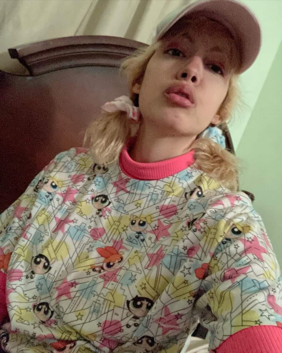 Paola June Jadoff shoe slut 