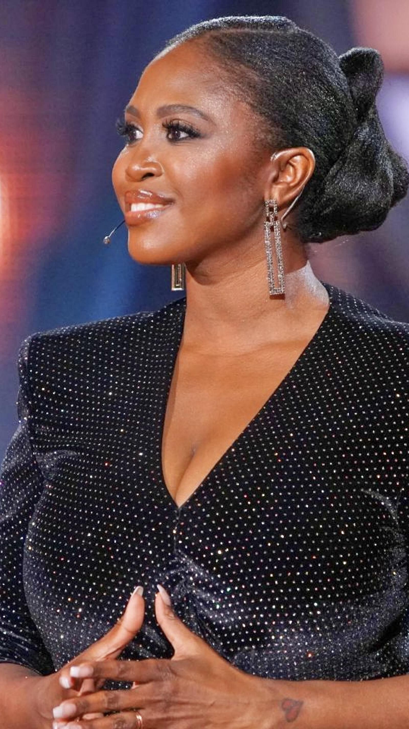 Motsi Mabuse Fette Schwarze Euter Fick Sau / Fett schwarz Fick Fleisch