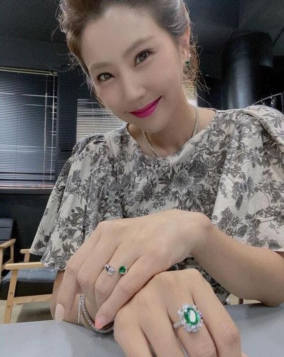 Lee Yoon Mi