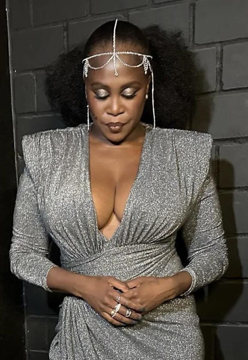 Motsi Mabuse Fette Schwarze Euter Fick Sau / Fett schwarz Fick Fleisch