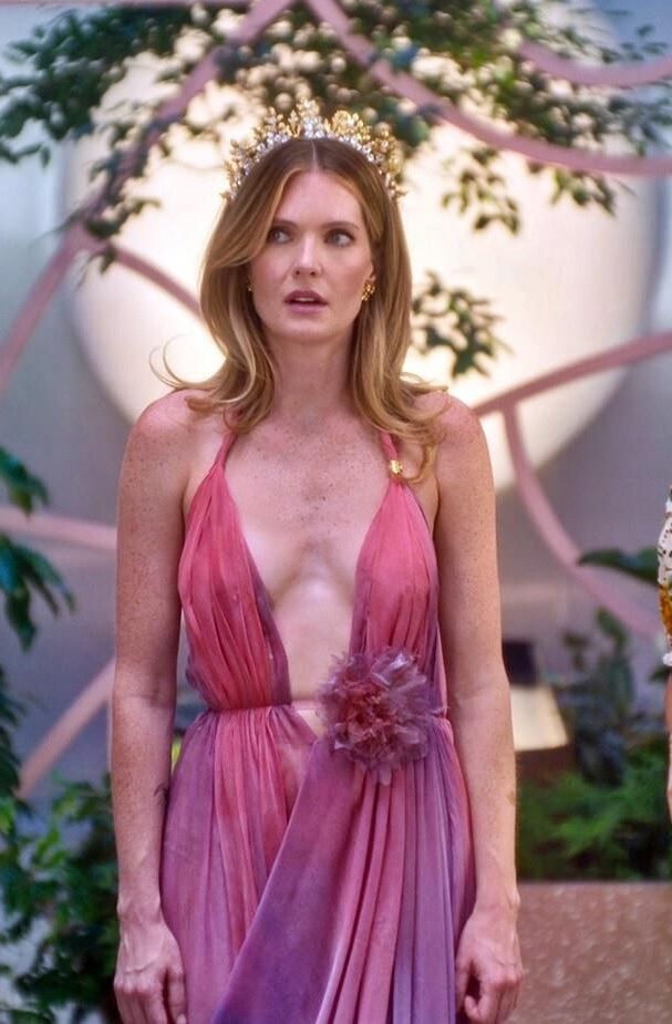 Celebrity Cleavage 