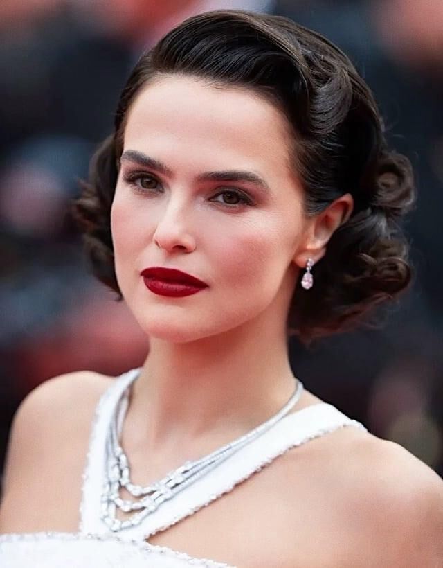 zoey deutch