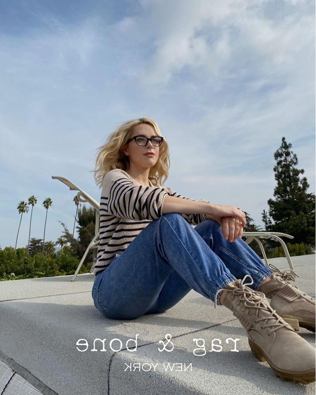 Kiernan Shipka is hot 