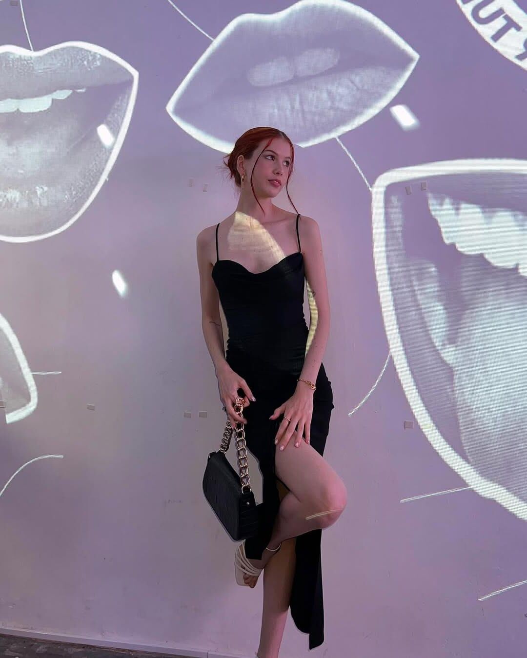 Beautiful Ginger model shows her cunt and small boobs