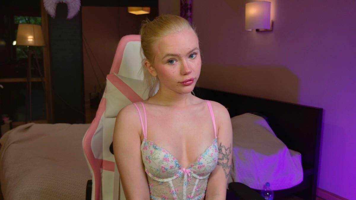 Daddy's Fuck Princess Lexie Part 