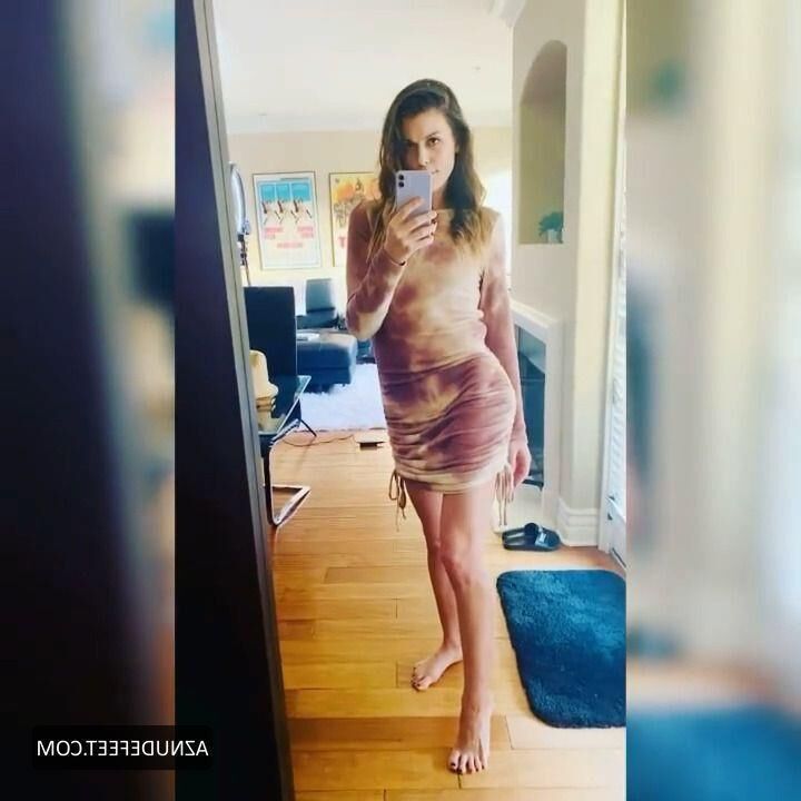 Lindsey Shaw 