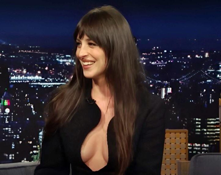 Celebrity Cleavage 